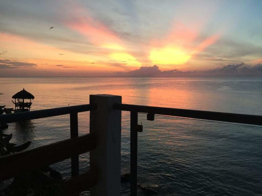 La Bella Beach House Boljoon المظهر الخارجي الصورة